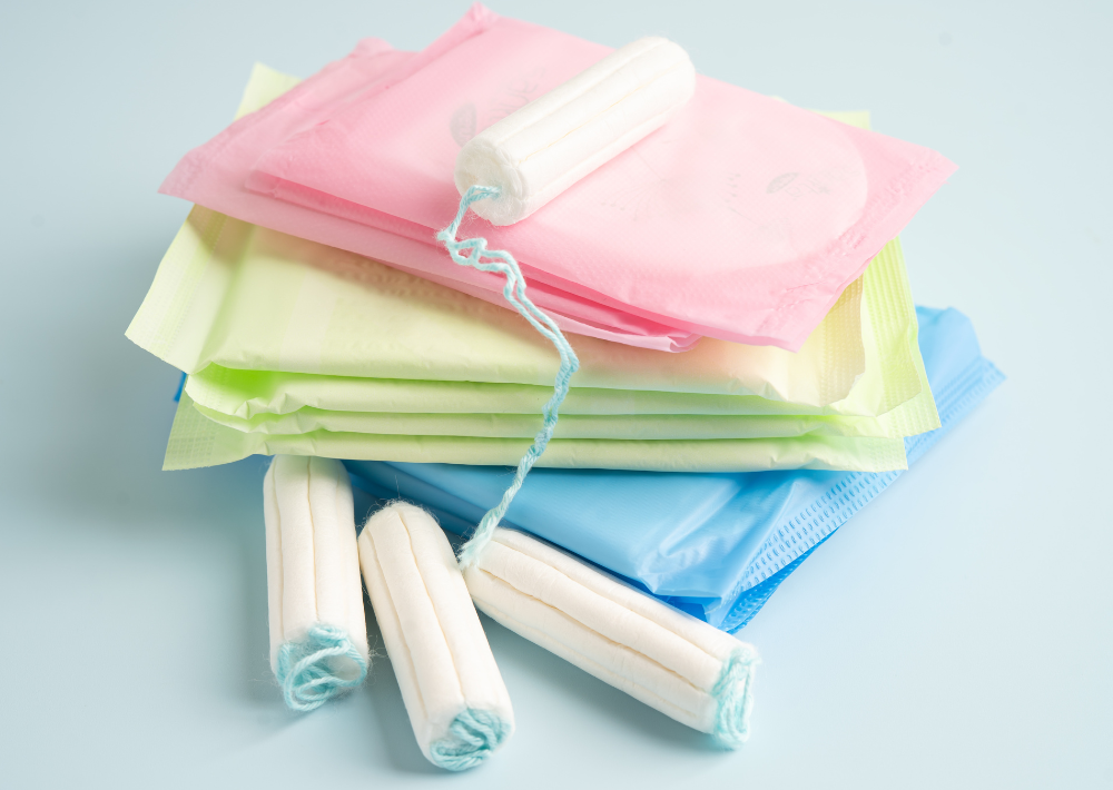 Gratis Menstruationsartikel am ganzen Campus